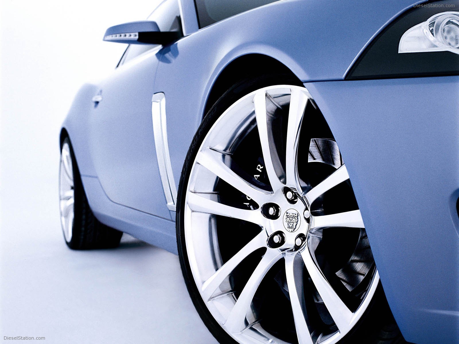 Jaguar Advanced Lightweight Coupe Concept